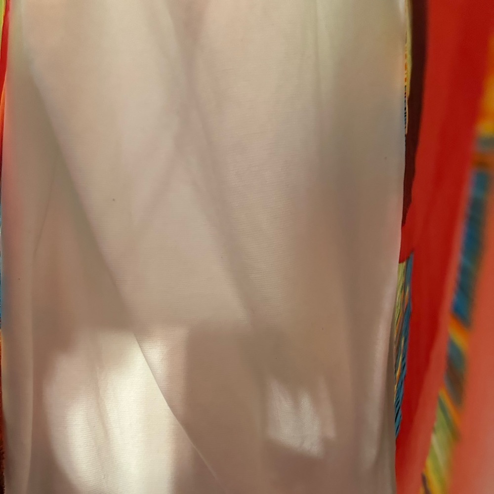 Fashion to Figure unique dress with uneven hemline and geometric design. - Picture 12 of 13